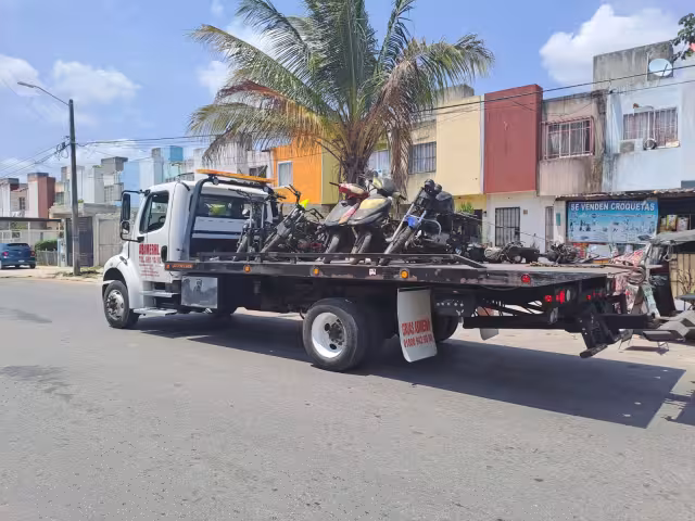 Fueron seis motocicletas decomisadas del predio en Cancún