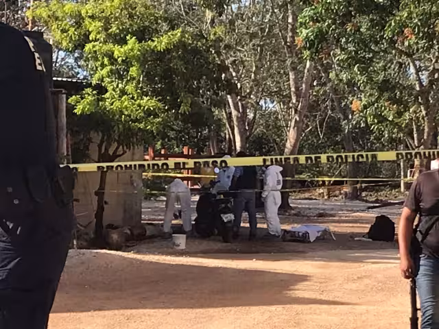 Los hechos  ocurrieron alrededor de las  3:30 pm de este viernes 25 de febrero en una coctelería ubicada en el poblado de Leona Vicario