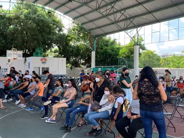 Hasta el corte del mediodía, se han aplicado dos mil 760 vacunas anticovid a adolescentes de Cancún