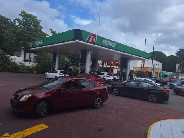 El titular de Profeco destacó este lunes  la baja sostenida en los precios de la gasolina regular