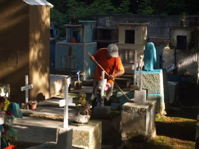 Vecinos piensan que un alma en pena le está arrebatando la vida a los abuelitos en Sinanché
