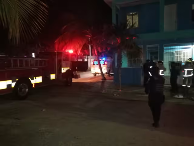 El incendio fue dentro de una casa