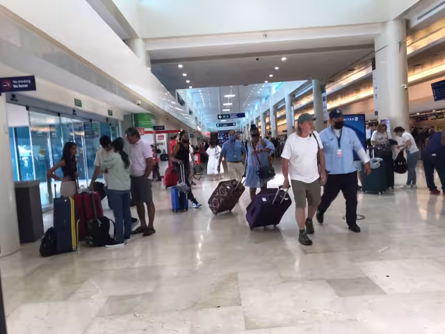 El aeropuerto de Cancún tiene una conexión aérea con 44 ciudades de Estados Unidos, como Atlanta, Austin, Baltimore,