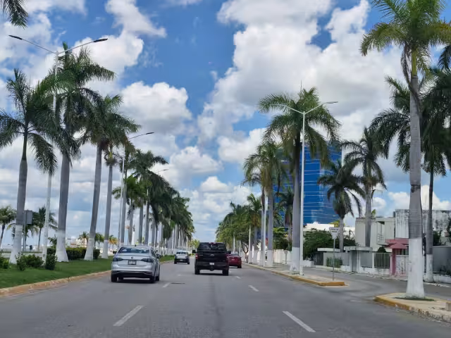 Campeche espera ambiente caluroso con lluvias y vigilancia meteorológica activa