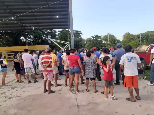 La quema de llantas, basura y otros desperdicios ha ocasionado una gran humareda que ha afectado a todos los ciudadanos de Subincancab, Tehuitz y Timucuy