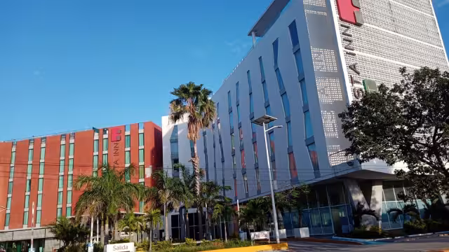 Pescadores exigen a Medio Ambiente Municipal que ponga punto final a esta acción que incluye comercios y viviendas