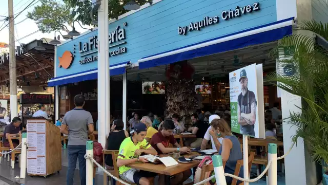 El Chef Aquiles indicó que durante la pandemia, buscó adaptarse para evitar el cierre de sus restaurantes en Playa del Carmen y en México