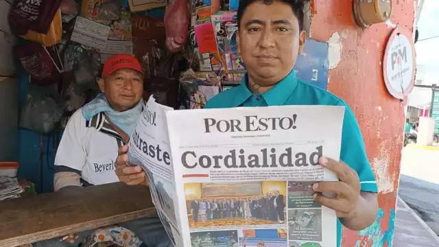 Vecinos mandaron saludos a Mario Renato Menéndez y a Alicia Menéndez Figueroa