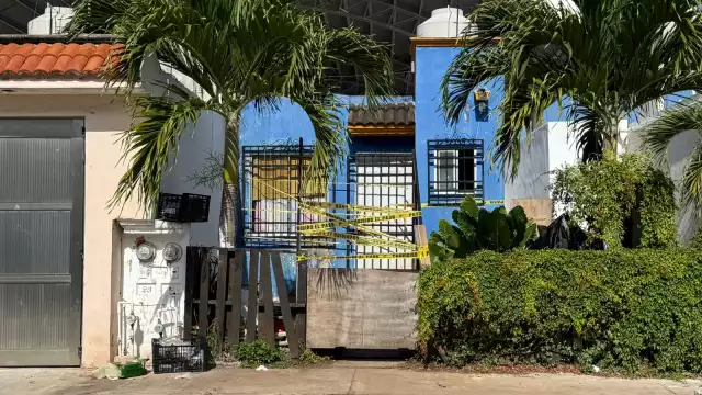 Hallan a dos mujeres sin vida dentro de una casa en Playa del Carmen