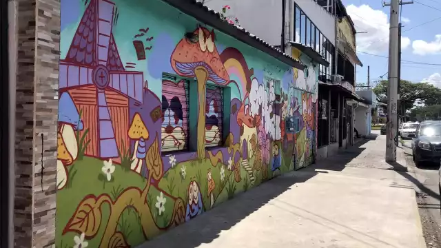 El restaurante Mora Mora está en una zona centrica y donde hay diversos negocios en Cancún