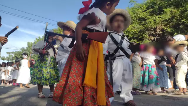 Recorrieron la calle 57 al oriente hasta llegar a la altura de la calle 80 "A" y doblar a la avenida Santiago Pacheco Cruz y terminar en el domo de la colonia Francisco May