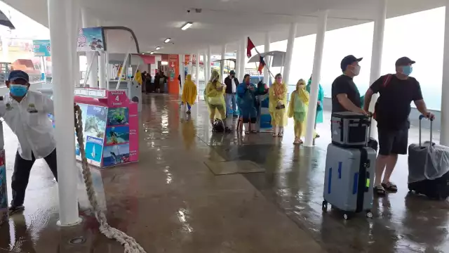 Suspenden corridas de Cozumel a Playa del Carmen