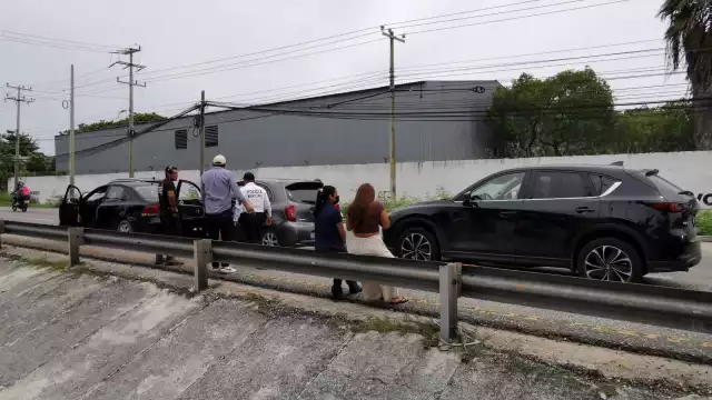 Choque múltiple frente a Medher genera caos vial por más de media hora