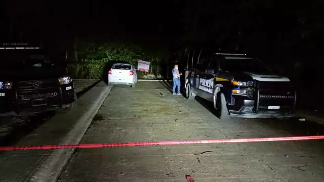 La zona fue acordonada en espera de la Policía de Investigación y el Servicio Médico Forense