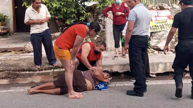 La mujer iba a realizar sus compras diarias cuando se desvaneció mientras caminaba