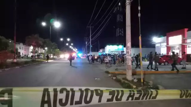 Servicios Periciales realizaron el levantamiento del cuerpo para trasladarlo a la Semefo