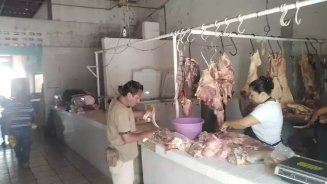 El tablajero dijo que solo quedan cinco locales abiertos