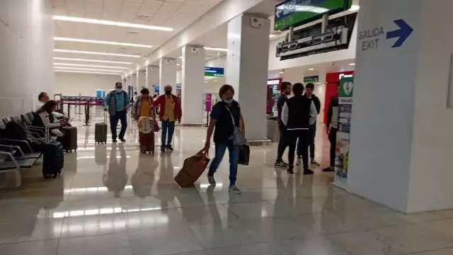 En total son 62 los vuelos que operan este miércoles