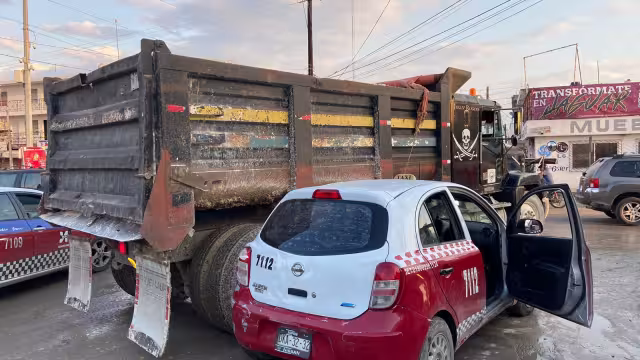 Solamente se registraron daños materiales en el accidente en Escárcega