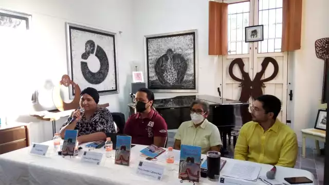 La presentación de la obra se realizó en La Galería