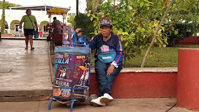 Adolfina vende productos fríos
para sobrevivir