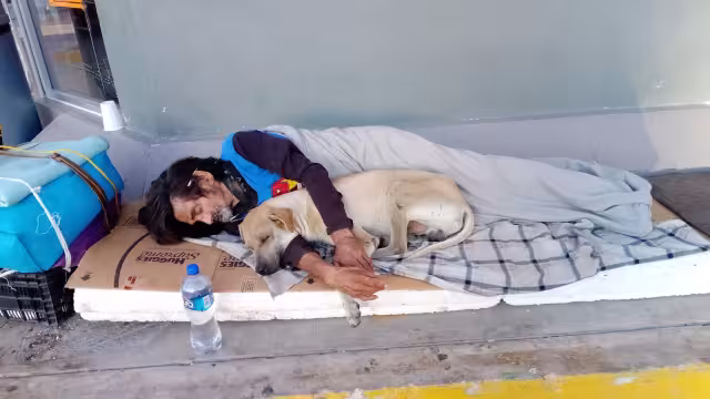 El dueño de 'Canelo' es un hombre en situación de calle