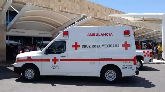 La Cruz Roja dispuso dos ambulancias y seis paramédicos de guardia por si se reporta alguna emergencia en el aeropuerto de Cancún