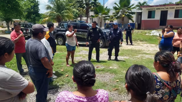 Alumnos de la Primaria Lurgemio Lara y Lara expusieron los abusos que cometía la maestra