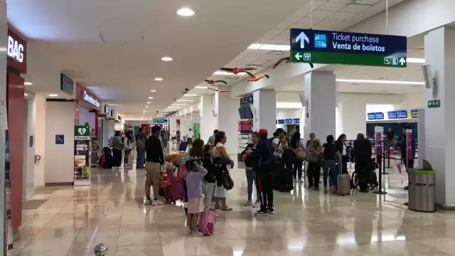 El aeropuerto de Mérida registra 45 vuelos de entrada y salida este lunes