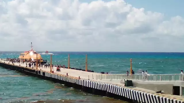 La Terminal Marítima de Playa del Carmen presentó un incremento en turistas que buscan cruzar hacia la Isla de Cozumel en Semana Santa