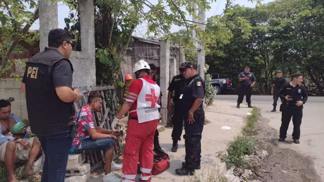 La Cruz Roja atendió al hombre herido, mientras que el asaltante huyó