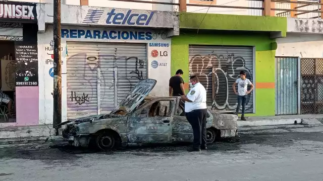El taxi había sido llevado a un taller mecánico para que le hicieran una reparación