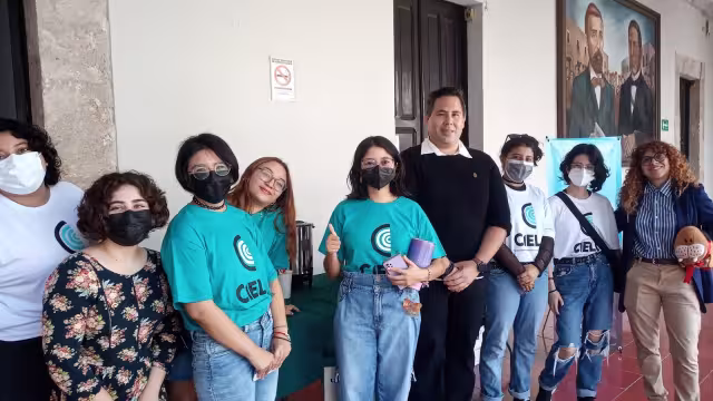 El evento arrancó bajo el tema “Letras en lo profundo. Memoria y resistencia postpandemia: Entre las fronteras de lo virtual y lo físico”