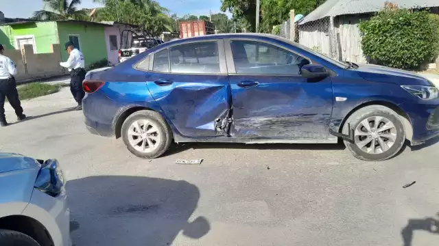 Solamente se registraron daños materiales en el choque en Escárcega