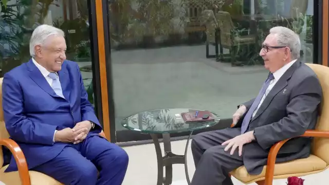 AMLO y Castro Ruz se reunieron este domingo. Foto: Twitter @PresidenciaCuba