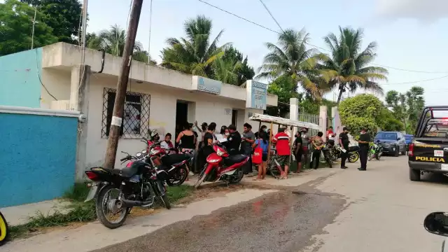 Este domingo varias personas reportaron intoxicación por comer cochinita en mal estado. Foto: Enrique Chan
