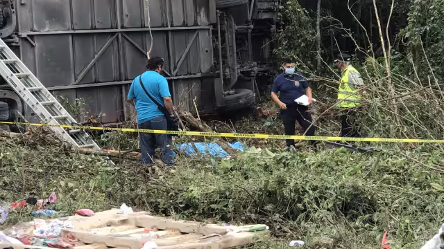 Hasta el último reporte, son 13 los lesionados que permanecen hospitalizados en Cancún tras la volcadura del ADO en Quintana Roo