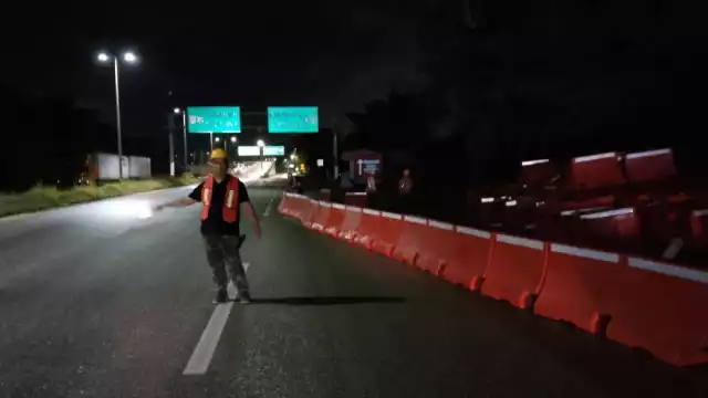 El cierre originalmente estaba programado para el 16 de octubre