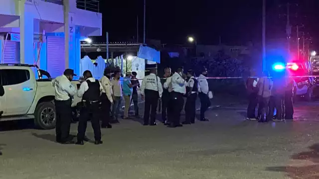 70 elementos policiacos recibieron armas de la Sedena. Foto: Alan Gómez