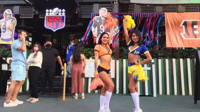 Las personas comenzaron a llegar a la zona hotelera