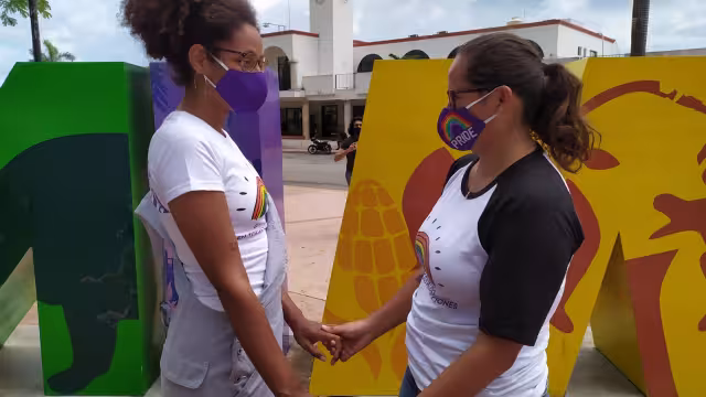 Los entrevistados coincidieron en la necesidad de mayor tolerancia a las parejas LGBT