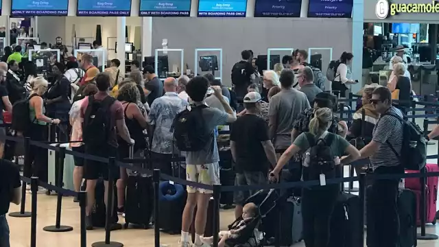 Se registraron dos cancelaciones, una hacia Ciudad de México y la segunda a Monterrey