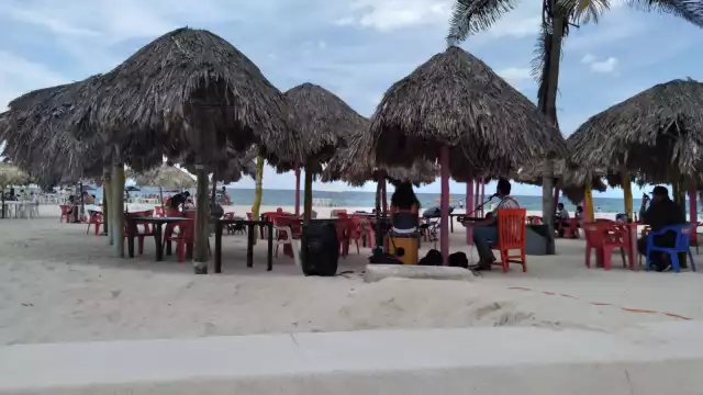 Los turistas han respetado las medidas y protocolos de protección en el puerto