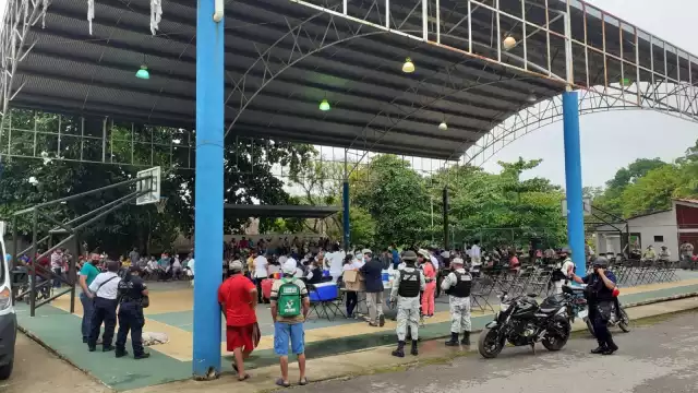 Se tiene previsto inocular  a la población de 40 a 49 años de todas las colonias populares