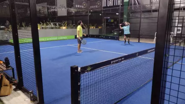 Las acciones comenzaron en el "Área Pádel Club".