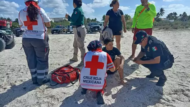 Los dos jóvenes fueron atendidos por paramédicos, sin resultar con herdidas