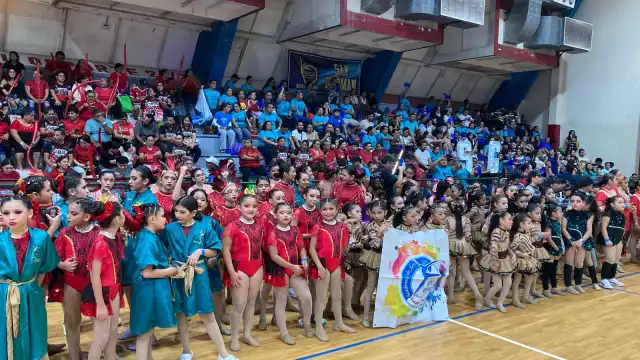 El Campeonato Estatal de Baile y Porristas 2025 reunió a escuelas de todo Benito Juárez en una jornada llena de talento y entusiasmo.