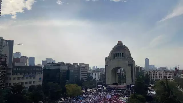 Cientos de simpatizantes y militantes de Morena asisten al cierre de precampaña de Claudia Sheinbaum