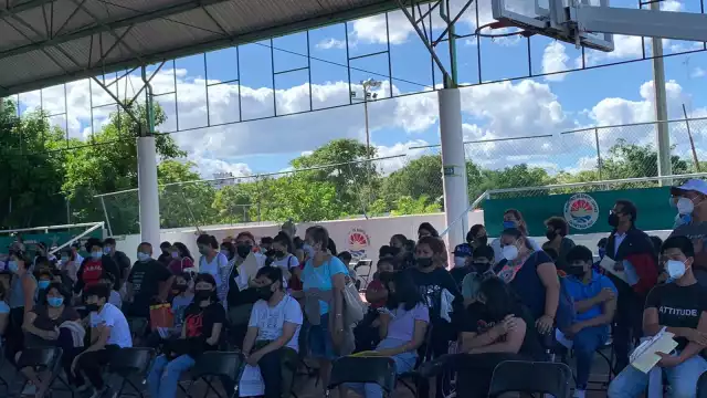 Al final de la jornada se espera vacunar a al menos diez mil niños entre los rezagados