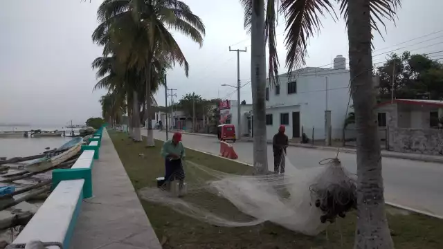 De los 750 “hombres de mar”, la mayoría decidió estancar sus lanchas ante el Frente Frío número 21 que acecha al Estado